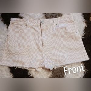 RSQ (Tillys), size 33, pink and white checkered Jean shorts.